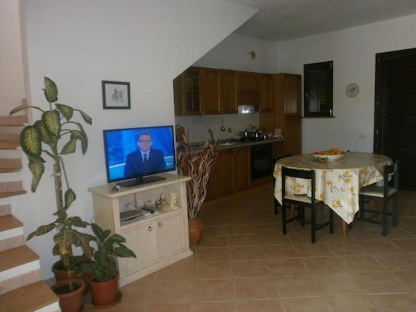 Ferienwohnung Residenza Li Fureddi San Teodoro  Exterior foto